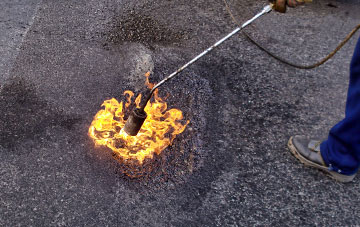 Ley flat roofing repairs